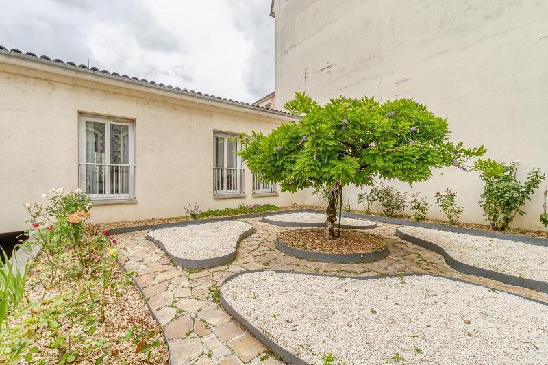 Contact Hotel Limoges - Hotel Des Deux Moulins Экстерьер фото