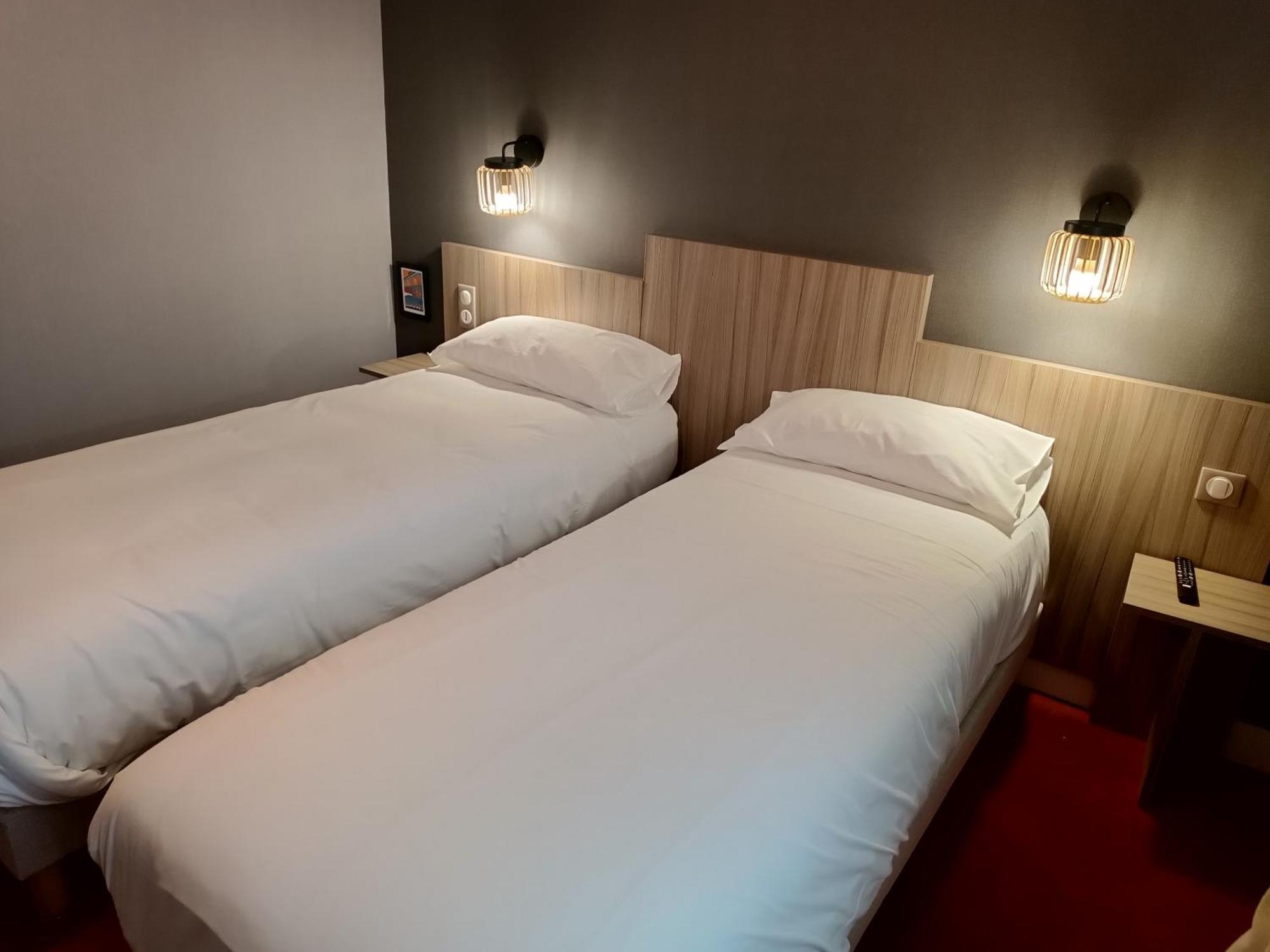 Contact Hotel Limoges - Hotel Des Deux Moulins Экстерьер фото