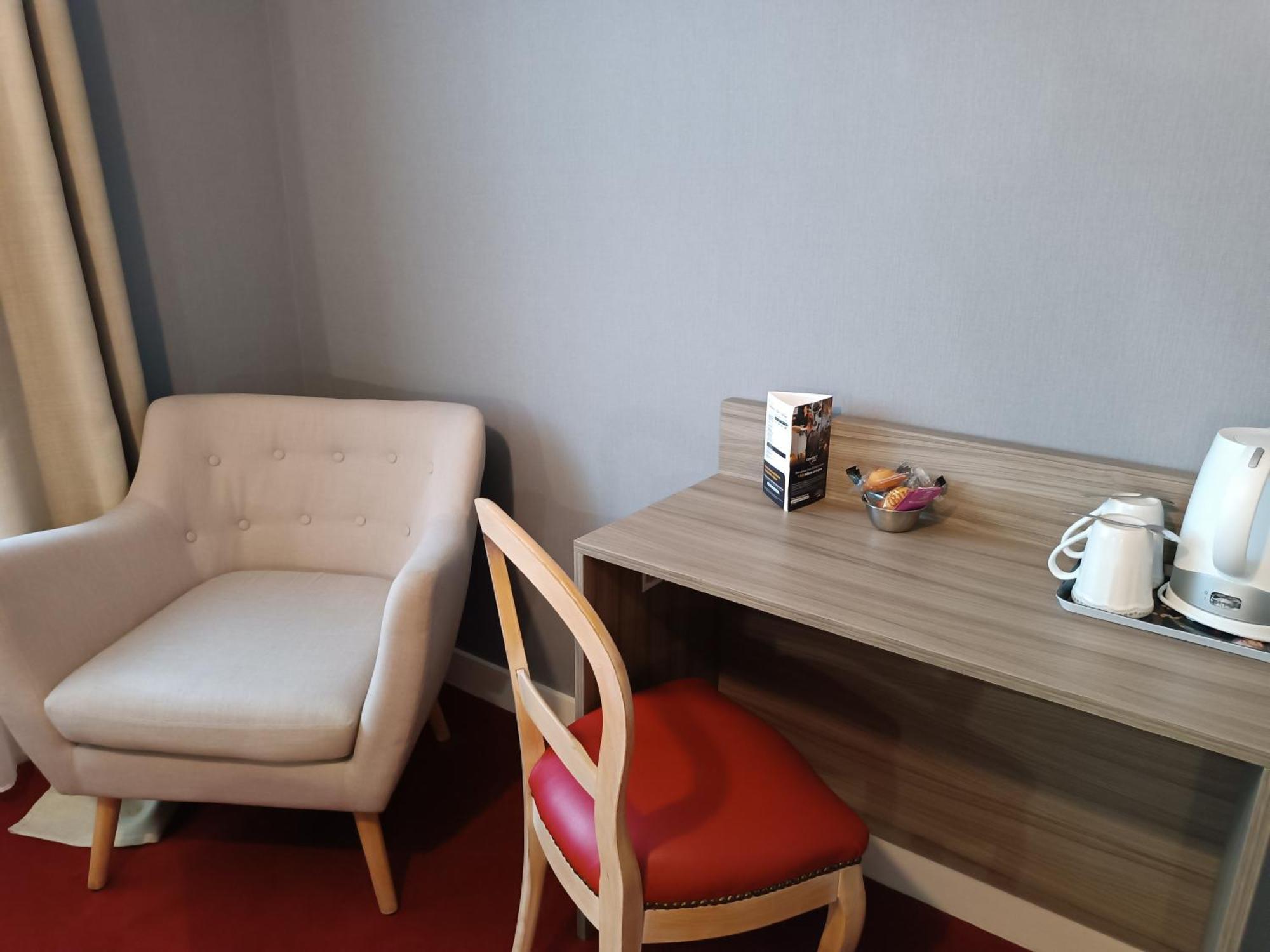 Contact Hotel Limoges - Hotel Des Deux Moulins Экстерьер фото