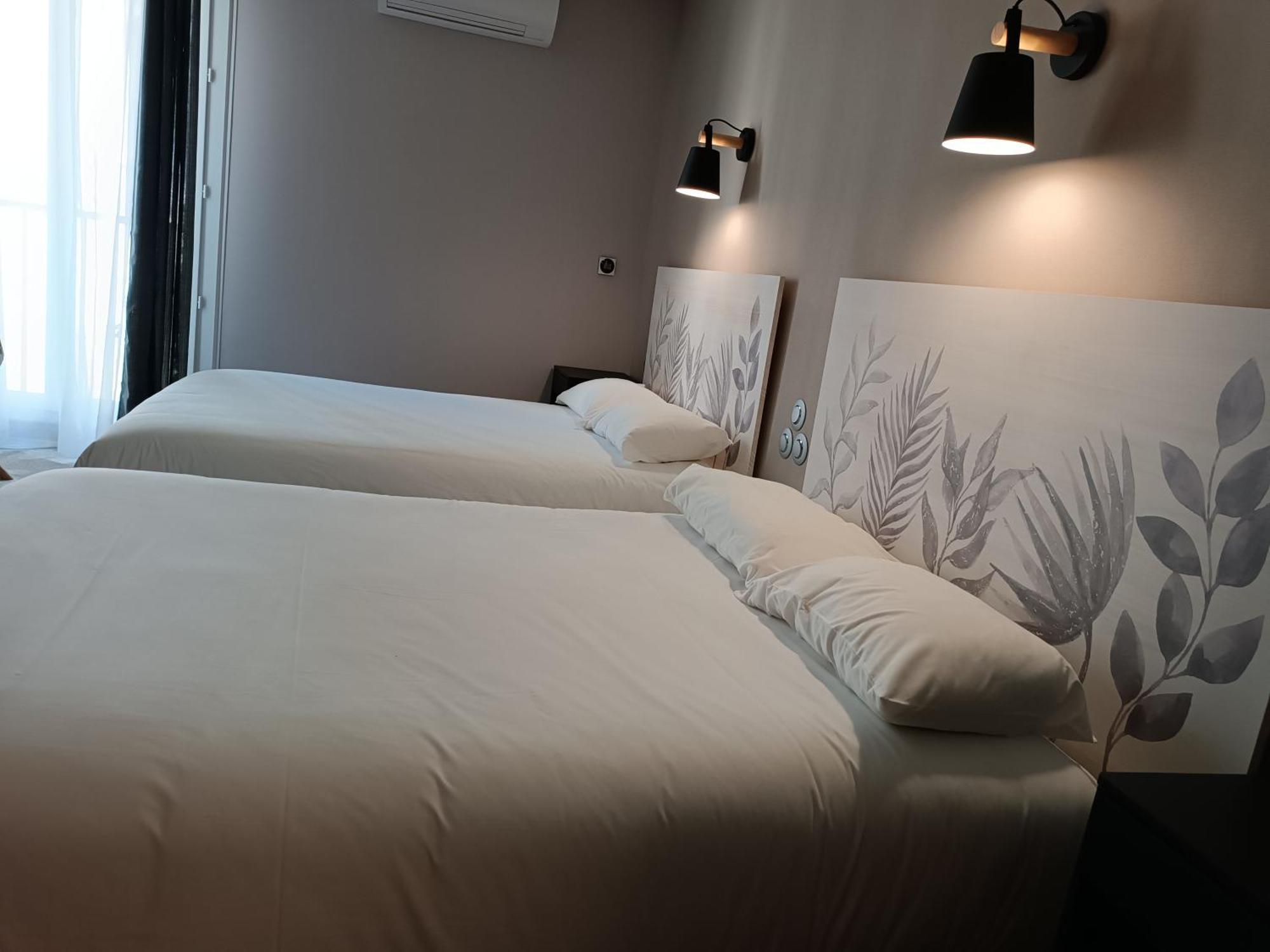 Contact Hotel Limoges - Hotel Des Deux Moulins Экстерьер фото